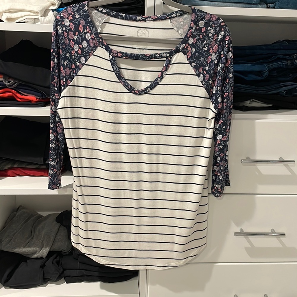 Maurice’s top